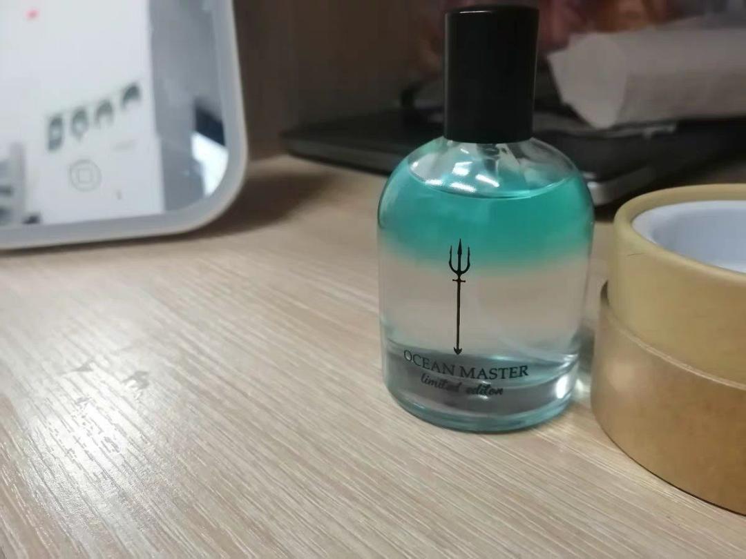 挖宝｜隔着口罩闻到春天~不输大牌却巨便宜的小*香众**水