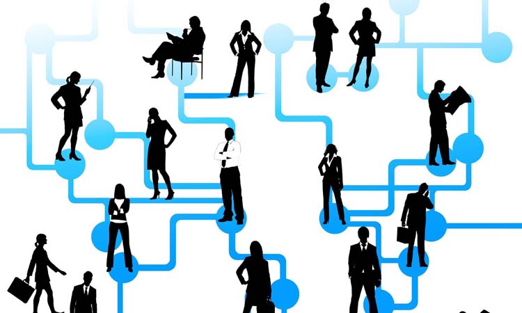 领导不重用你怎么送礼,领导送礼不收接着送吗