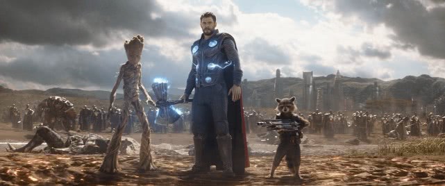 雷神为什么在复联4被削得那么惨,雷神在复联4是最强的吗