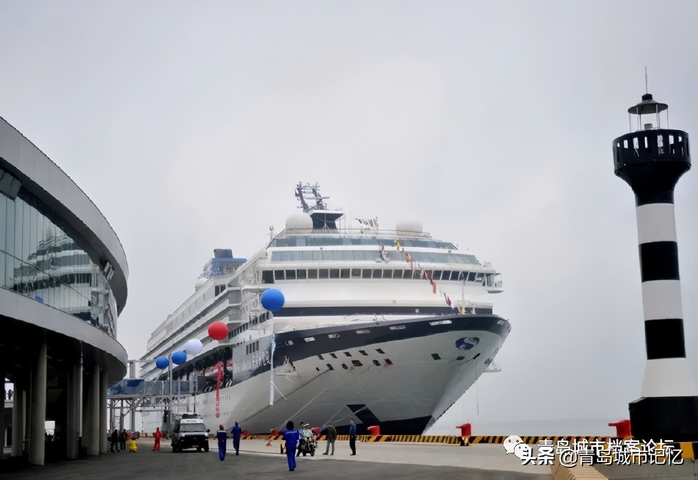 再见了老汽车站,再见青岛公交老车