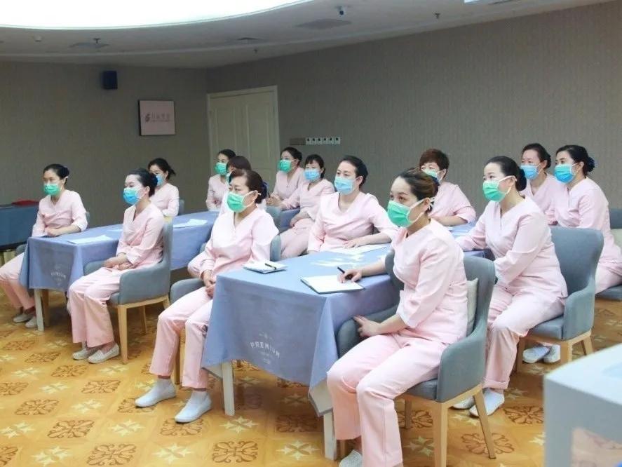 悦好母婴的月嫂,悦好家政公司月嫂培训