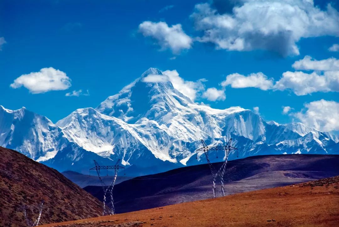情歌故乡，格萨尔王故里，不去*藏西**就去梦中的香巴拉