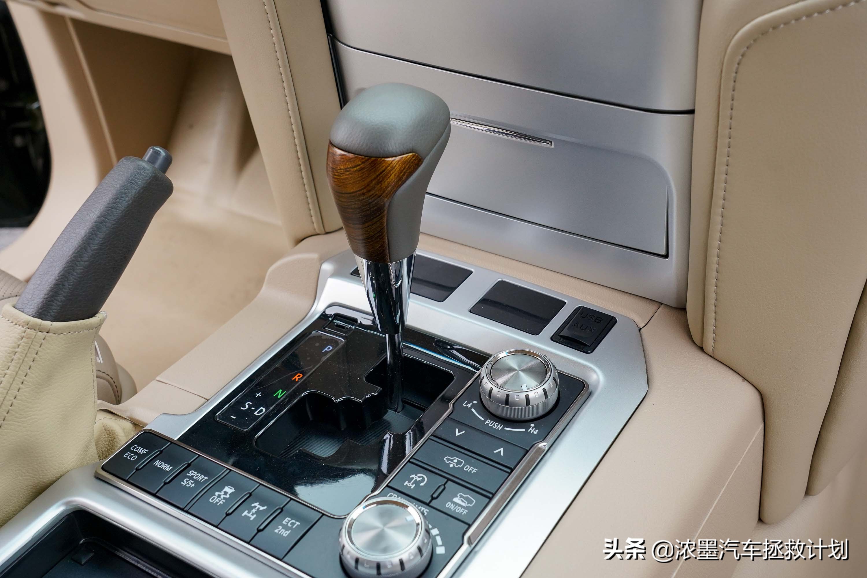 丰田霸道酷路泽带你翻山越岭,丰田兰德酷路泽低速4驱越野模式