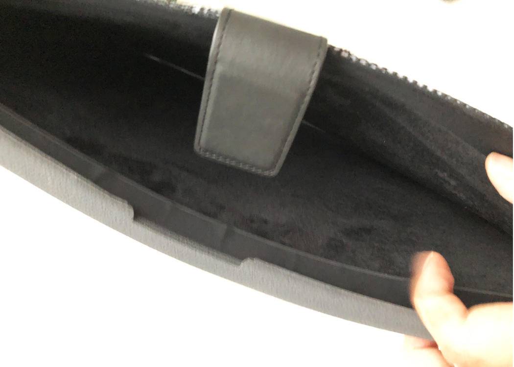 大手笔入手的macbookPro,快给它准备耐尔金内胆包保护套