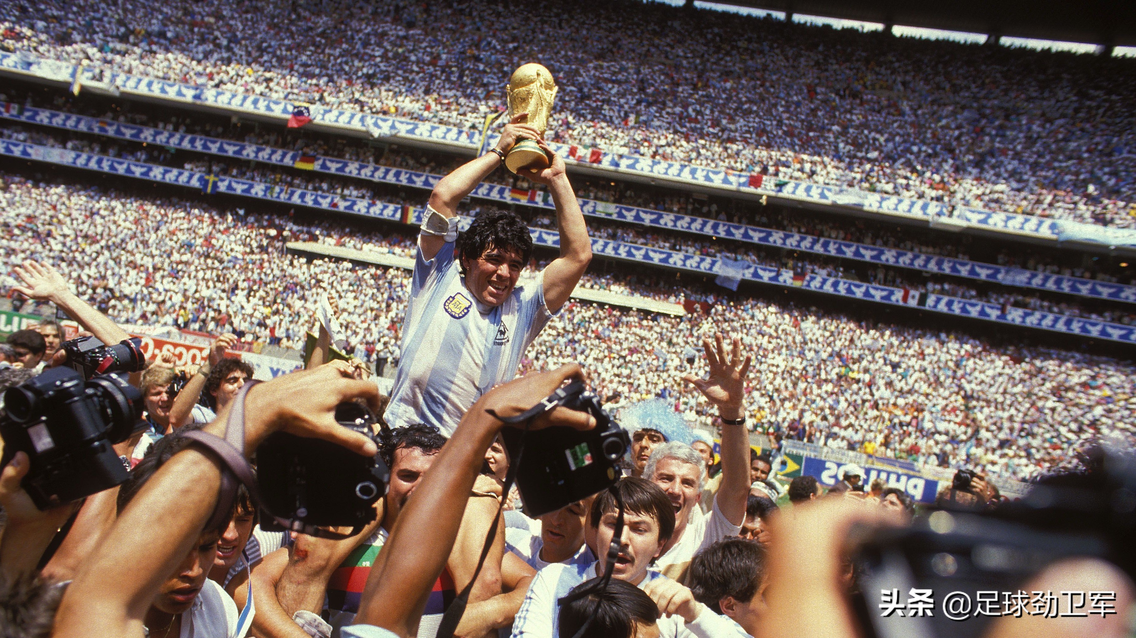 上帝之手马拉多纳不越位,马拉多纳上帝之手越位吗