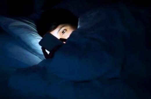 你会睡觉吗搞笑视频,睡觉是最好的养生是真的吗