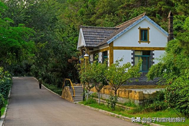 在威海菊花顶社区吃食堂进古陌岭运动健康公园宜居好环境