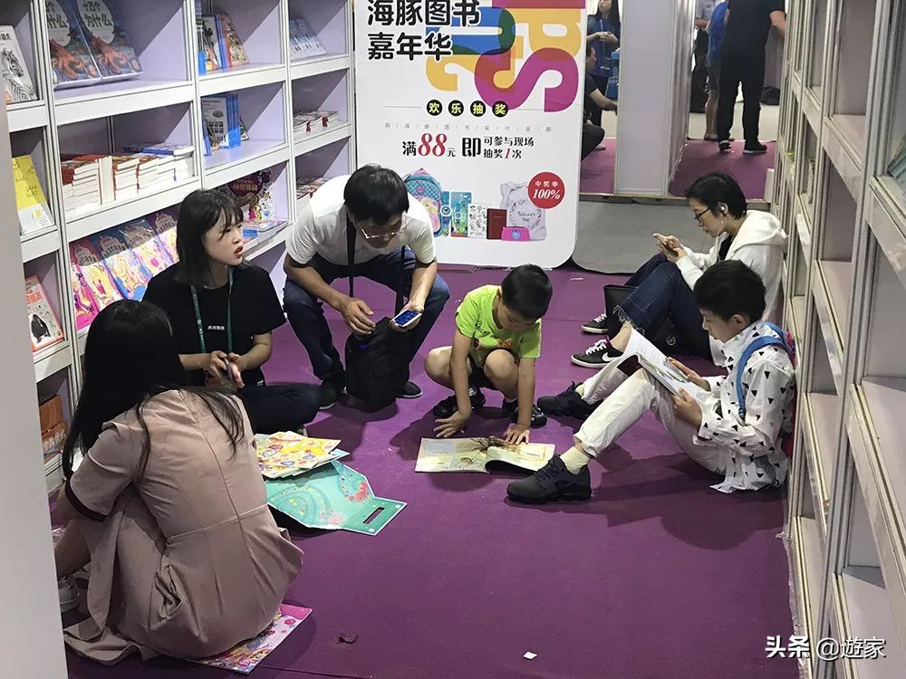 上海书展首日活动人气高,上海书展值得带孩子去吗