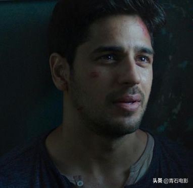 豆瓣6.8给低了！印度高质量悬疑片，追车巷战反套路一个不落