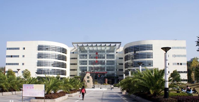 三峡大学的王牌专业录取分数线,宜昌市三峡大学属于哪个区