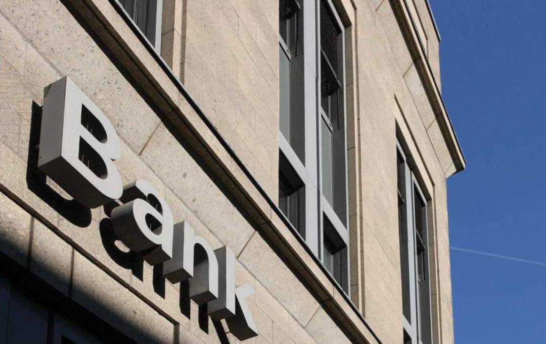 一般银行网点会轻易倒闭吗,银行网点逐渐消失应该如何转型