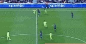 我有一个特别喜欢的老师,一个喜欢足球的体育老师