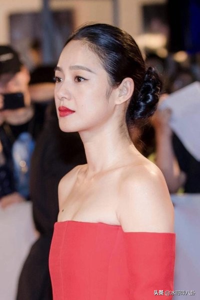 几位怀着孕还在拍戏的女明星,被曝怀孕的两位女明星