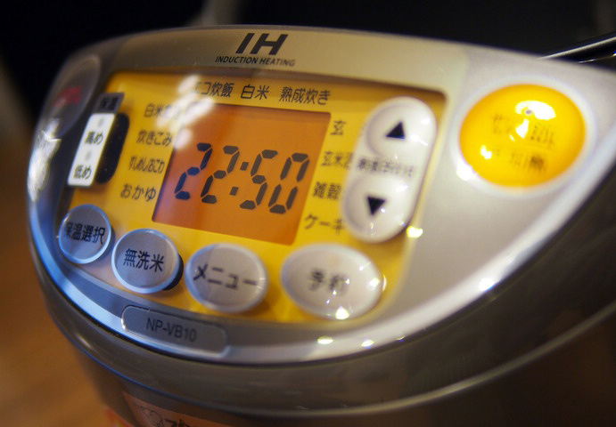 美的电饭锅vs苏泊尔电饭锅,象印电饭煲ih是否真的好