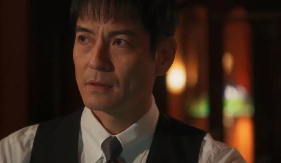 该死，他还是那么帅