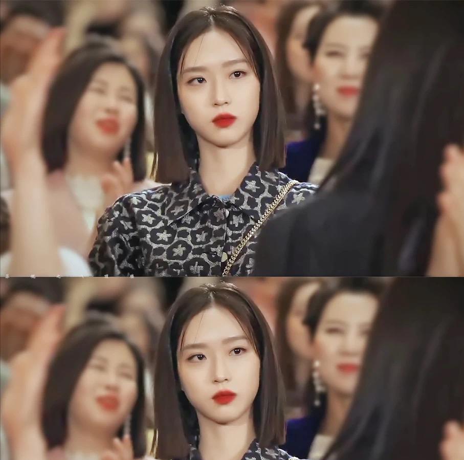 看了《顶楼2》，又发现一个“疯批美人”衣品开挂，每套都超想要