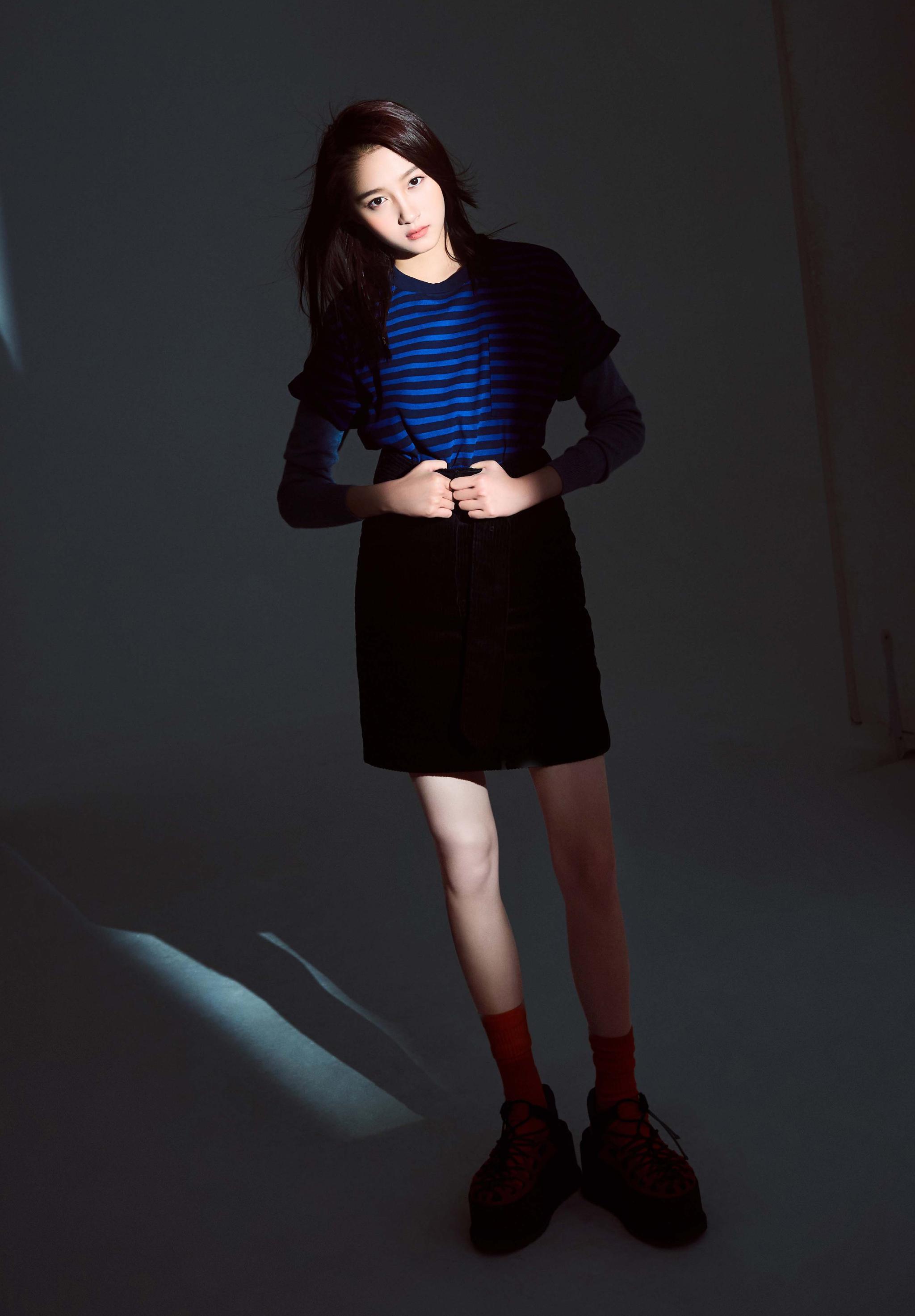 关晓彤九头身完整视频,关晓彤九头身写真