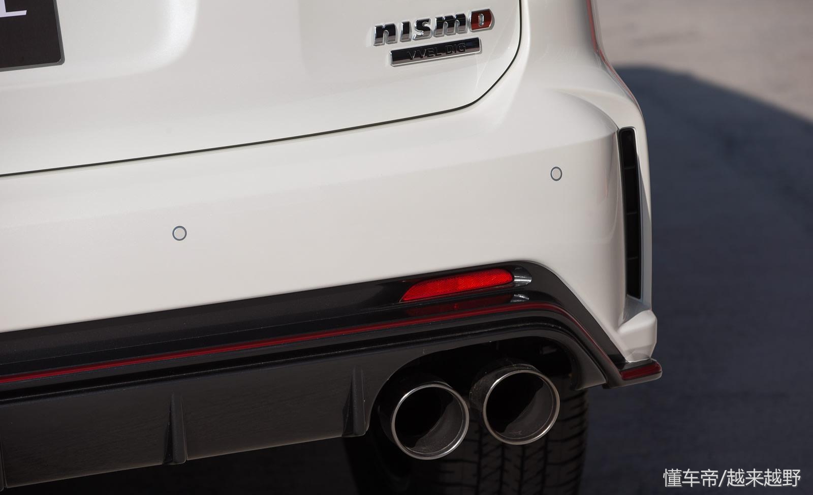 途乐红色包围,途乐有什么颜色