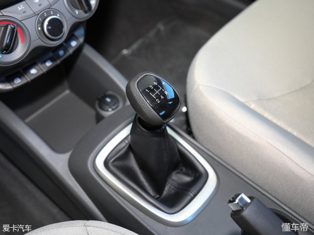 e2适合女生代步通勤小型车推荐,经济实用小型车推荐