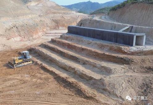 通过桥梁隧道涵洞注意事项,涵洞施工技术规范图