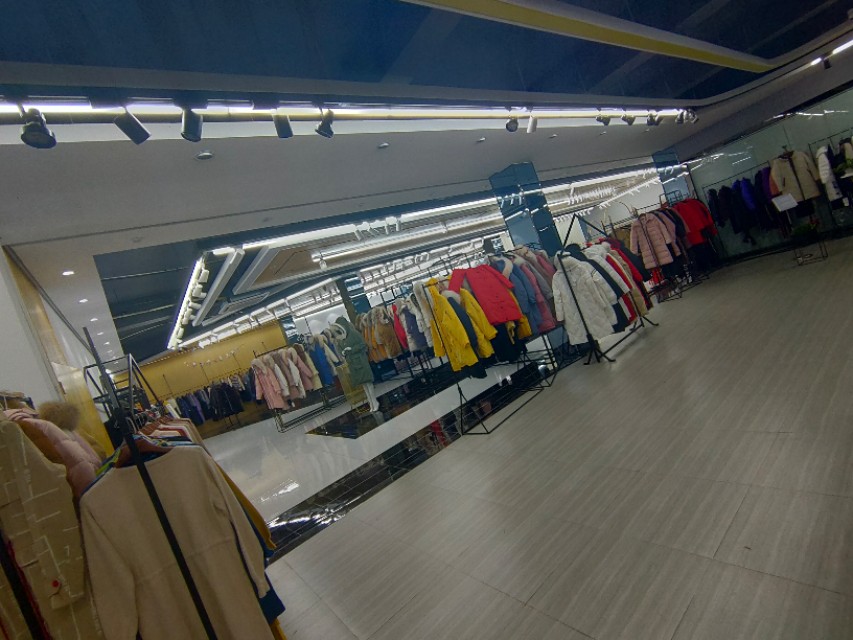 广州伊曼女装,广州伊曼尾货批发市场