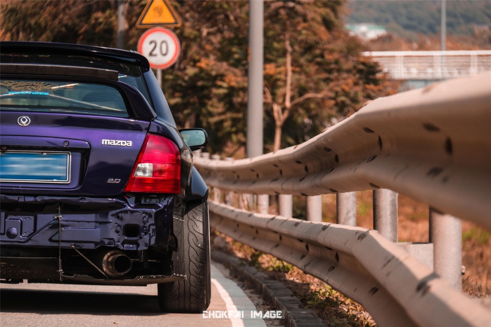 几几年的马自达323最好看,亲手打造超级车