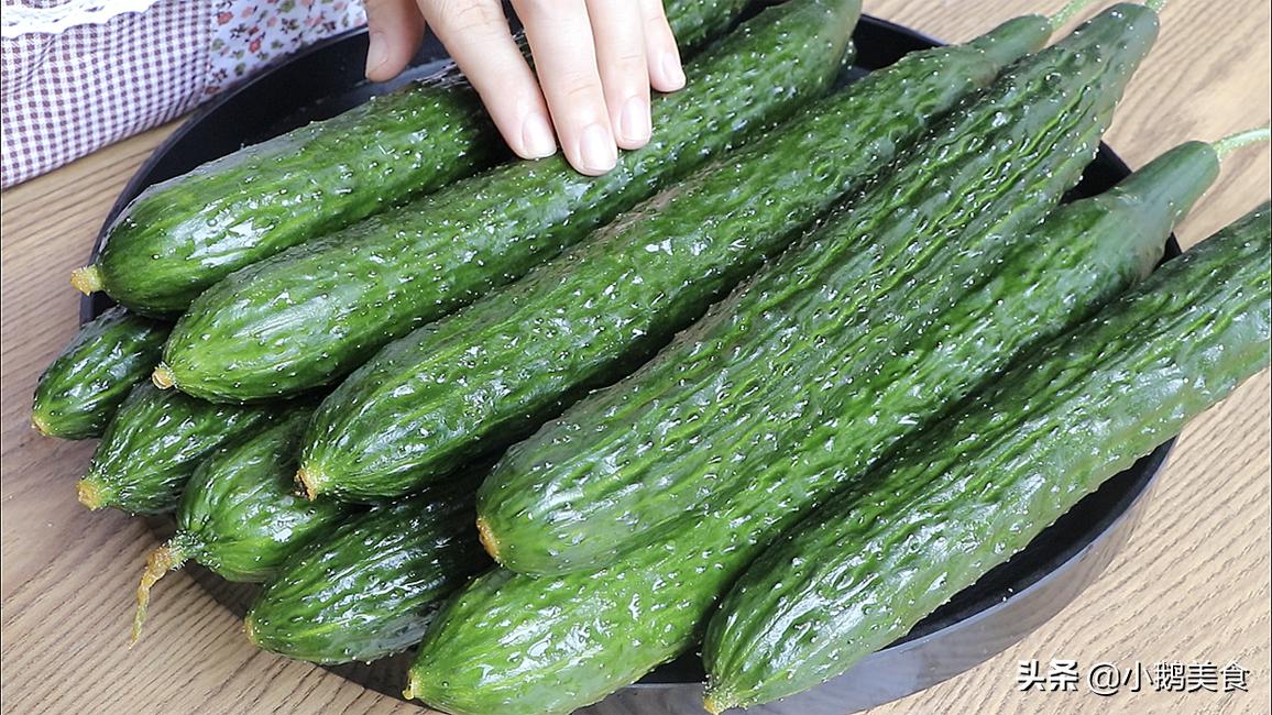 腌黄瓜最好吃的做法,最简单的腌黄瓜