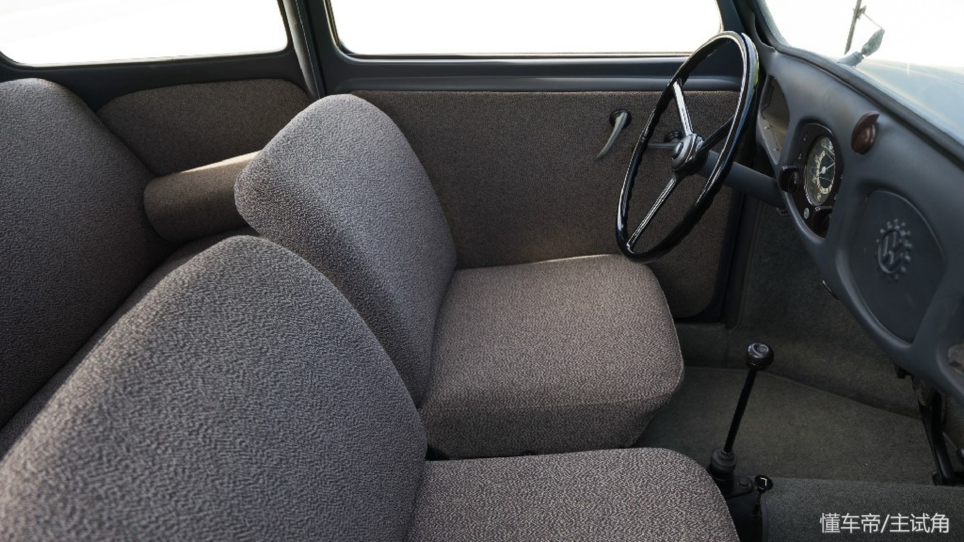 大众甲壳虫即将停产经典终将落幕,第一代大众甲壳虫什么时间停产