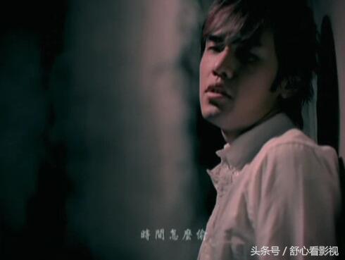 这位华语圈顶级音乐人,如今幸福的只剩奶茶和月半!