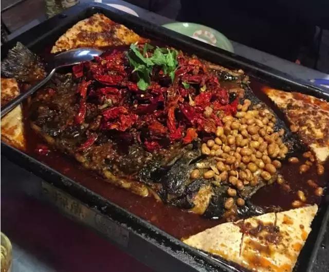 重庆最好吃的烤鱼火锅,重庆最好吃的万州烤鱼