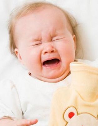 宝宝有吞气症怎么治,吞气症儿童