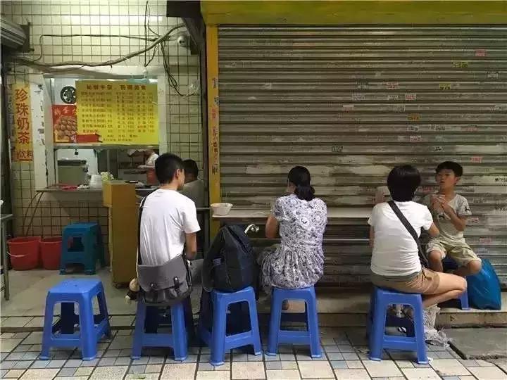 广州地铁8号线哪个站内有吃的,广州地铁8号线北延广州北站