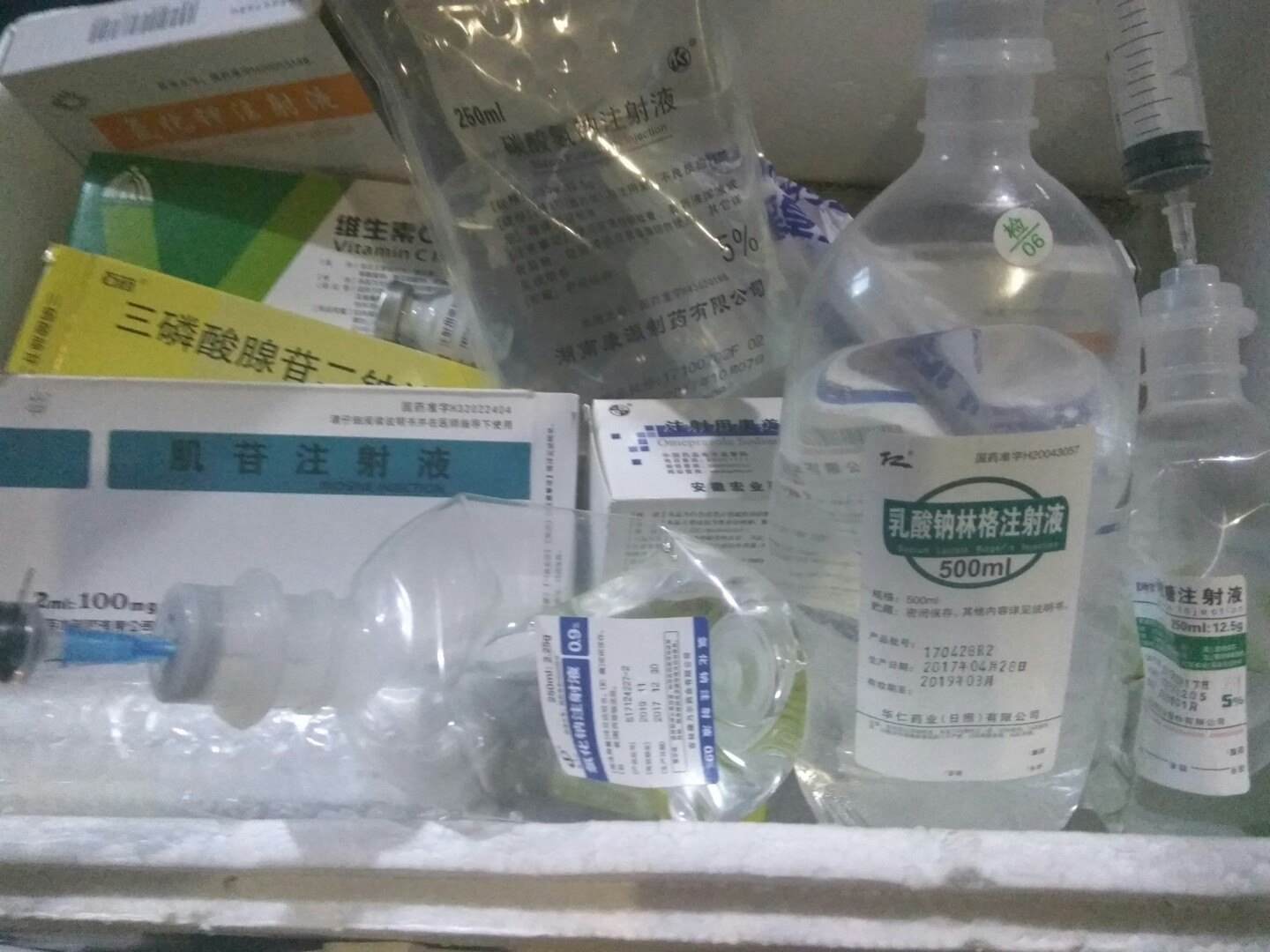 犬细小病毒治疗简单方法,犬细小病毒治疗后期康复