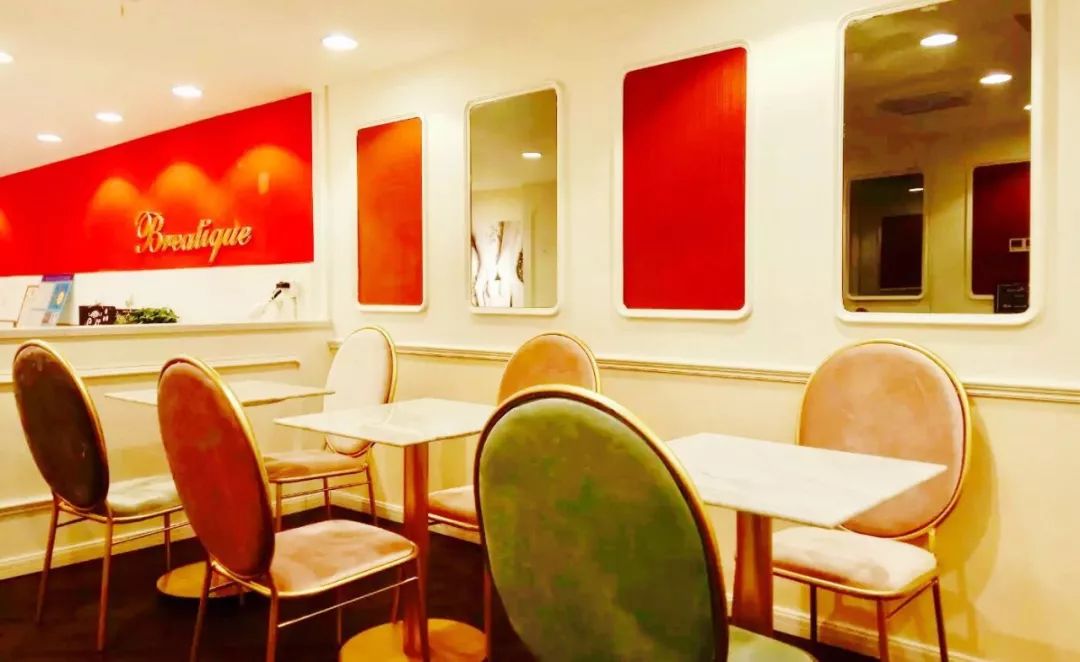 看完就懂，为何80后双胞胎美女妈妈舍弃高薪，缔造健康面包工坊