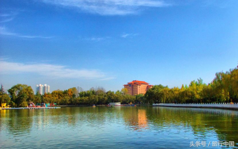 旅游最美的风景在火车上,一张火车票走遍中国最美的地方