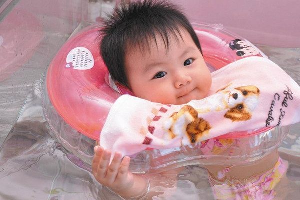 这5种常见的婴幼儿用品，对宝宝的危害大，宁愿扔了也别给孩子用