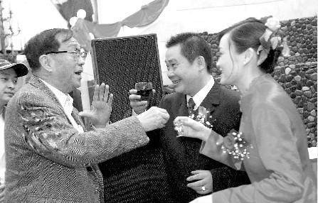 翻出好友老照片,翻出怀旧老照片