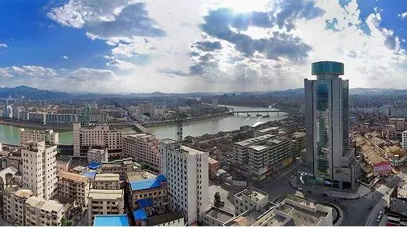 广东被中央看好的城市,广东省国务院表扬的地方