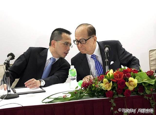 李嘉诚传记三大感受,最被认可的李嘉诚自传