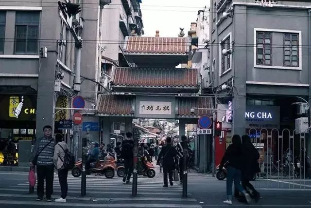 状元坊人多的时候,状元坊群雄逐鹿