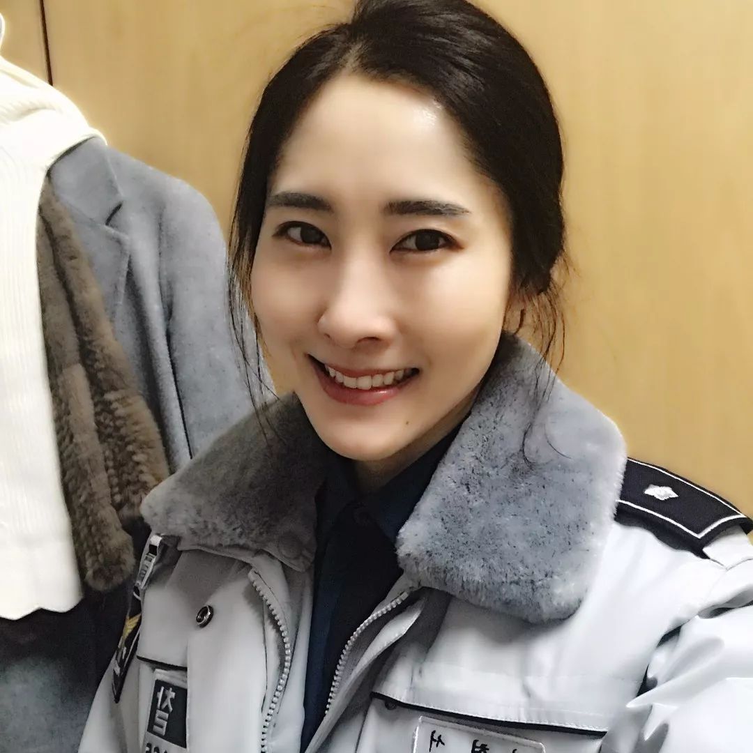 马甲线完美身材露腰杀,提臀丰臀马甲线