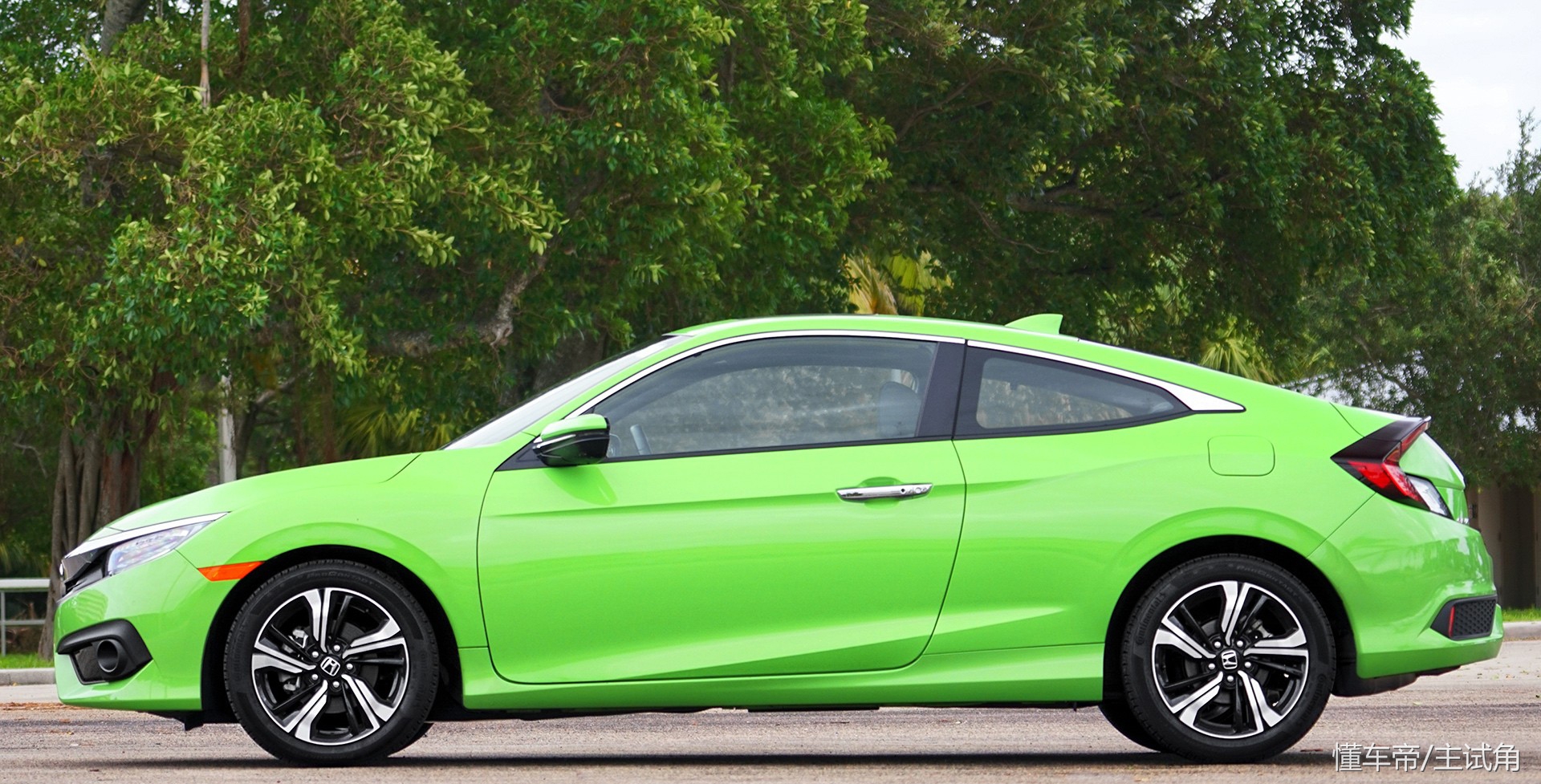 双门思域爆改,思域改装双门版