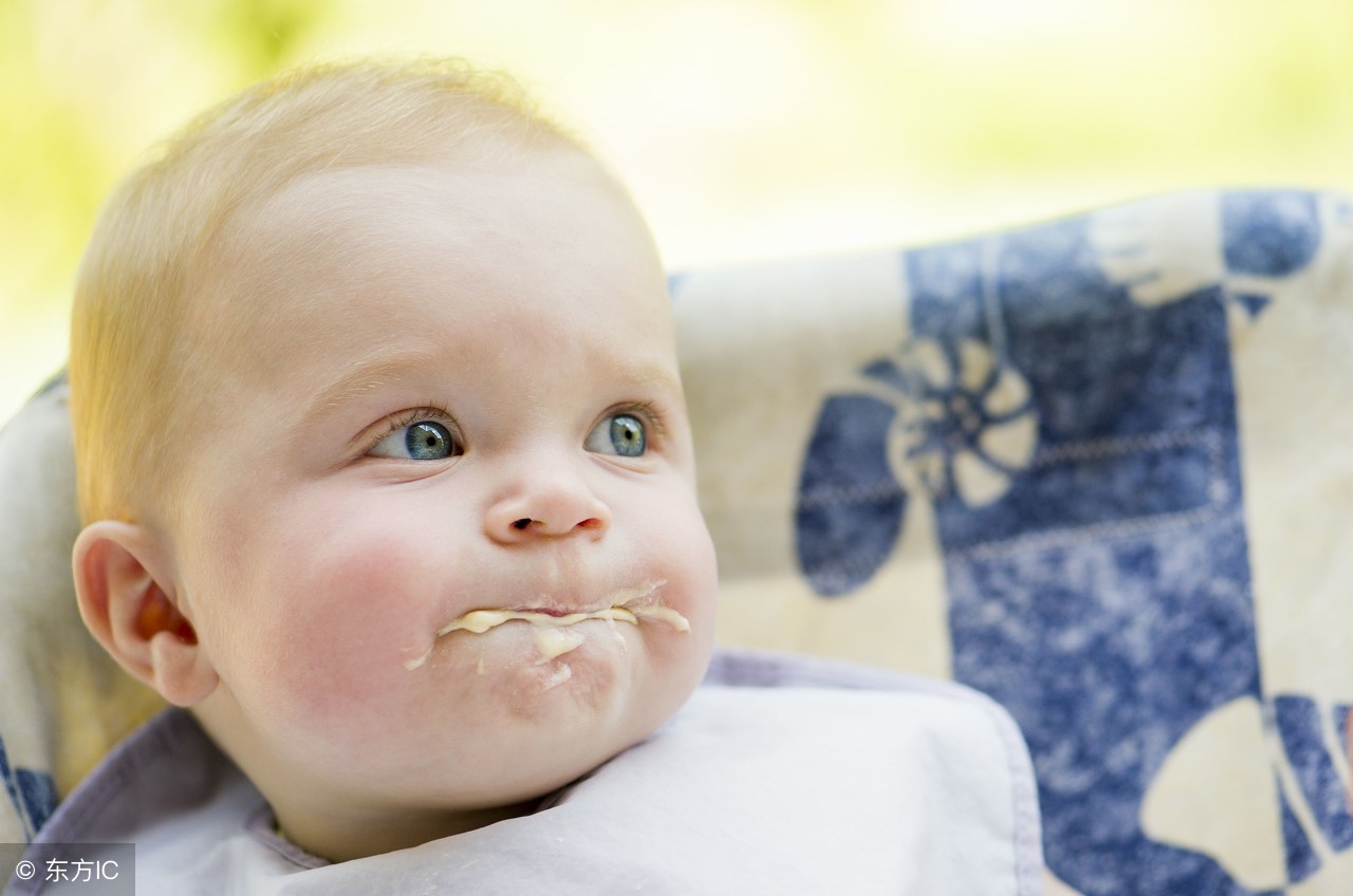 六个月宝宝厌倦吃辅食怎么办,六个月的婴儿不好好吃辅食怎么办