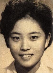 李敖一辈子不跟人打交道,李敖一生有多少个女人