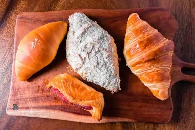 转角遇到猪？！魔都首家粉猪餐厅，吃完变精致的猪猪女孩！