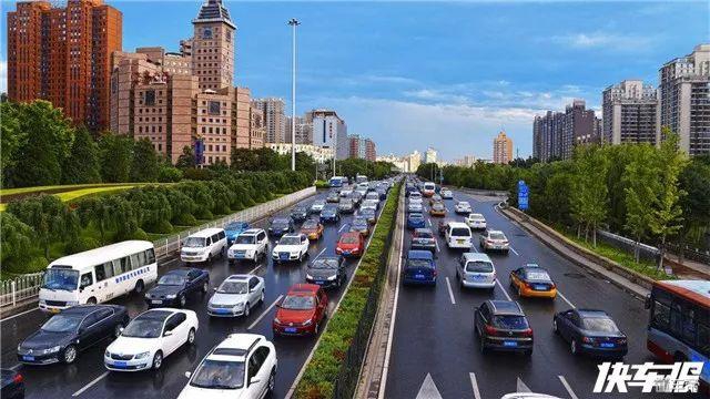 同样的车为什么比经销商便宜,同样的车为啥你比我好看