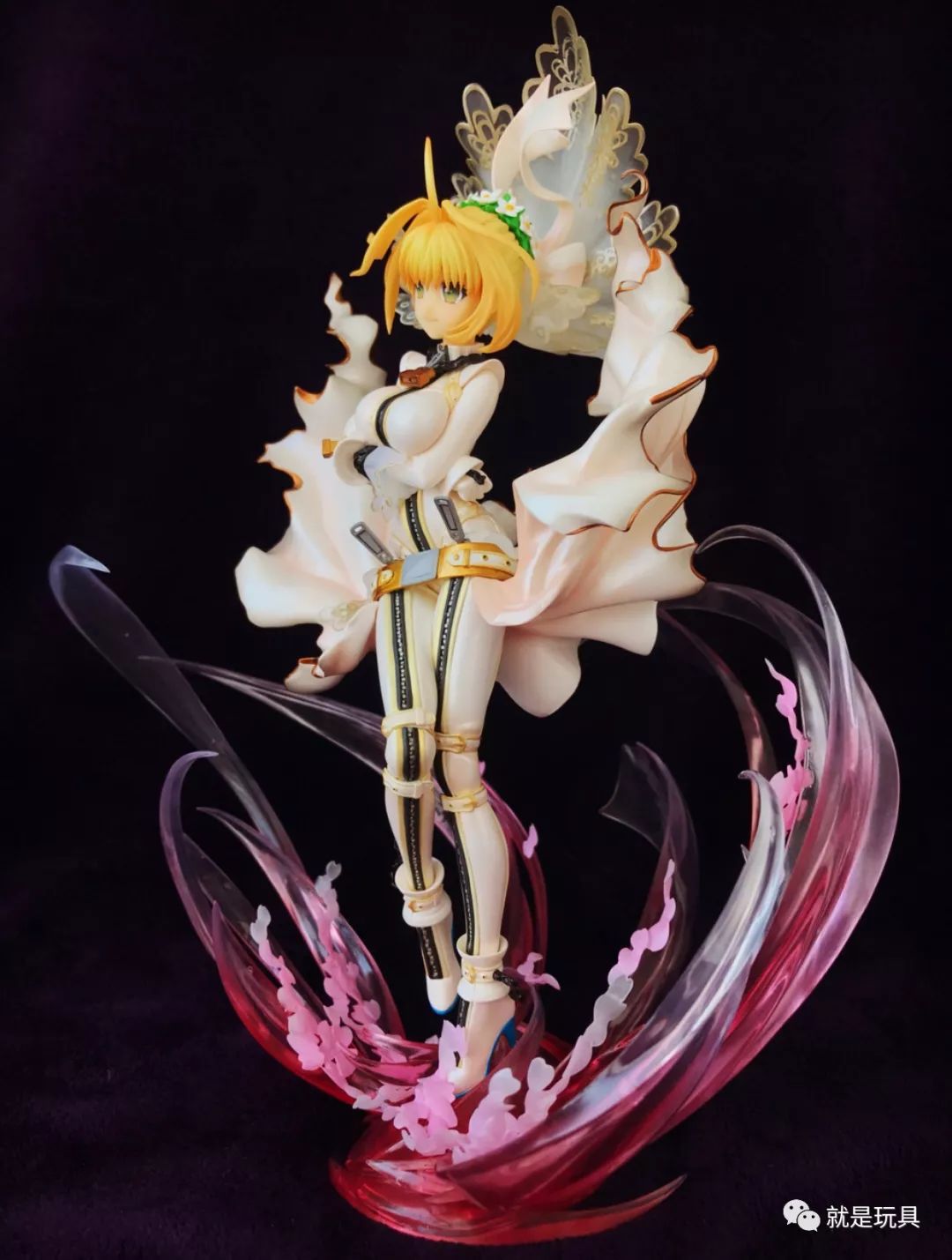 开盒｜Hobbymax纯白的蔷薇皇帝“花嫁尼禄”