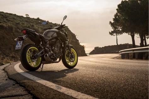 试驾雅马哈mt-07视频,国外雅马哈mt-10视频