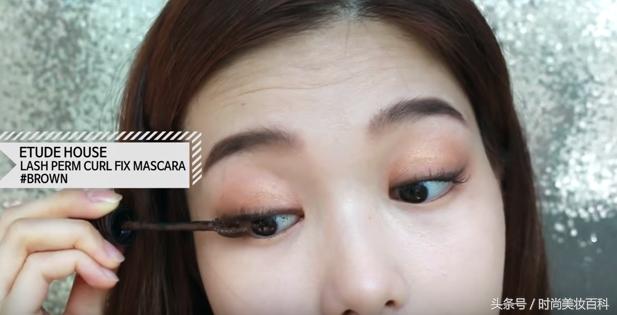 充满复古风格的橘色妆容,日常改良版的小复古风妆容