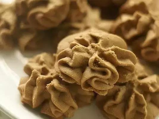 珍妮曲奇的商标 (香港小熊珍妮曲奇盒底商标)